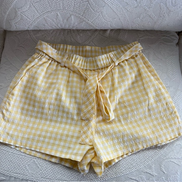 sundays Pants - Sundays yellow and white plaid shorts